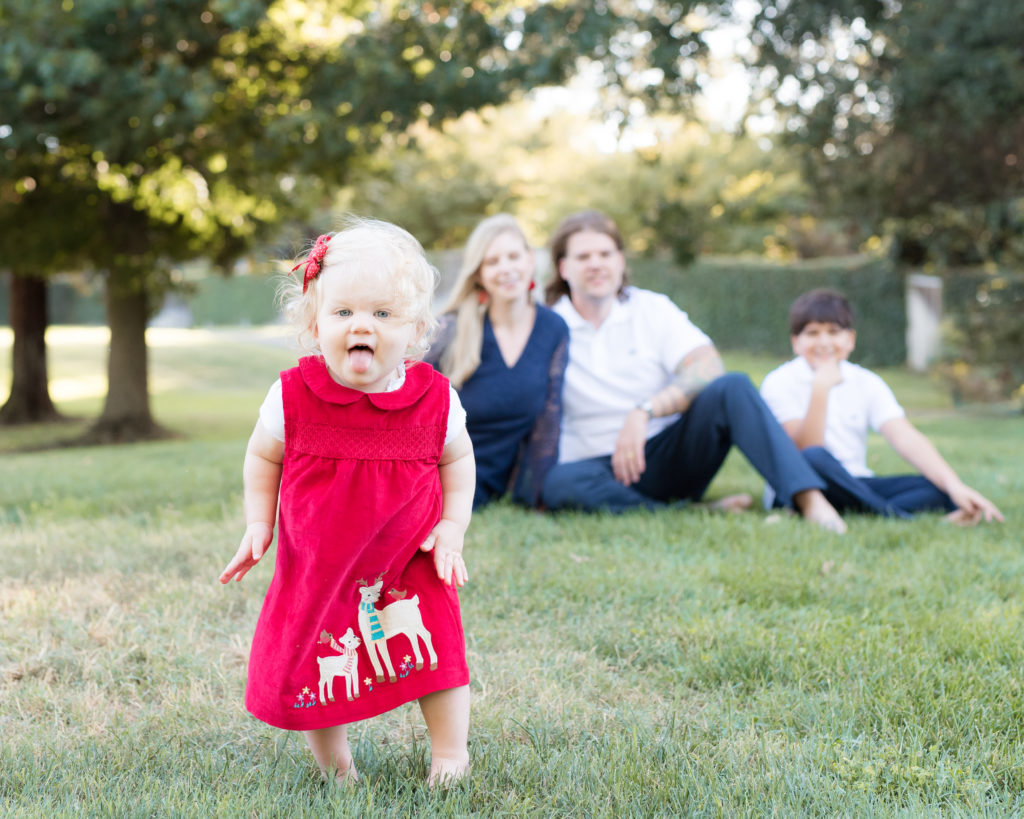 Family portrait poses