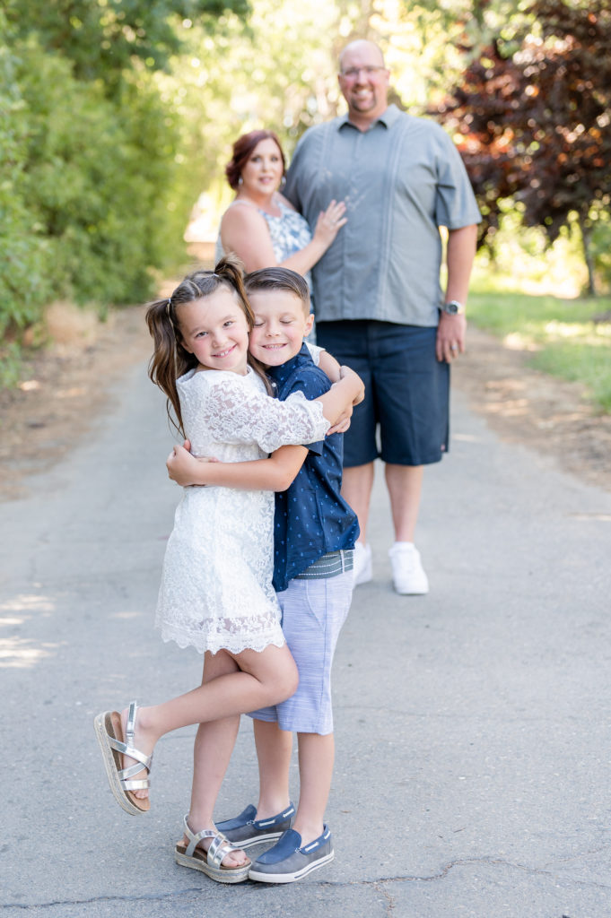 Family Session Posing Idea