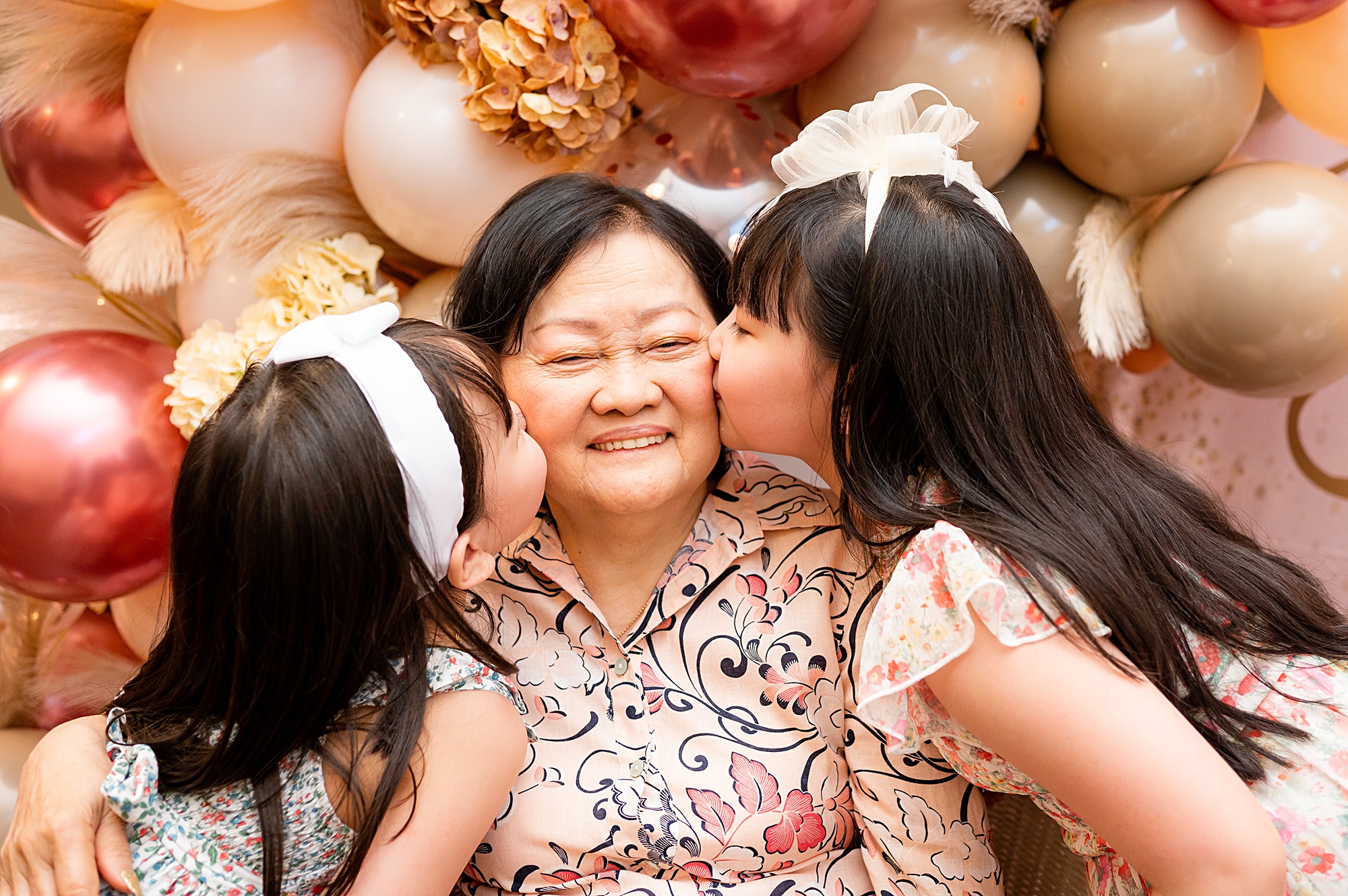 grandma and grand kids posing idea