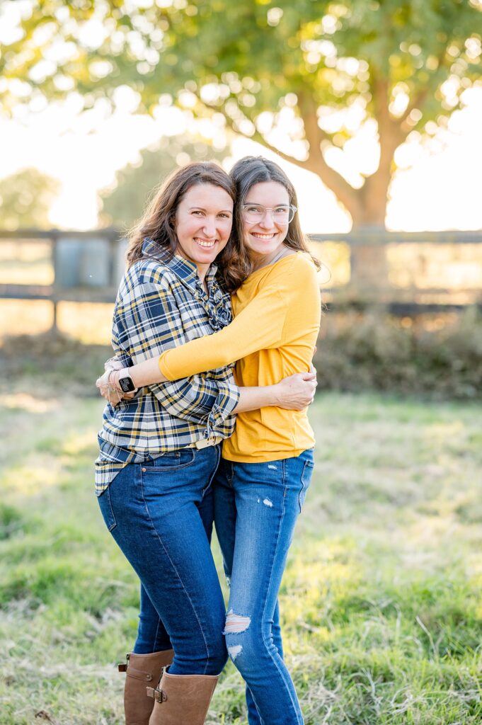 Mom and daughter posing idea