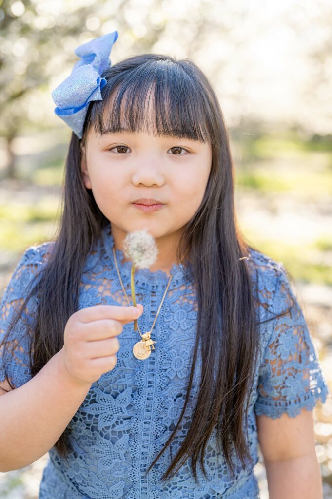 little girl flower pose idea