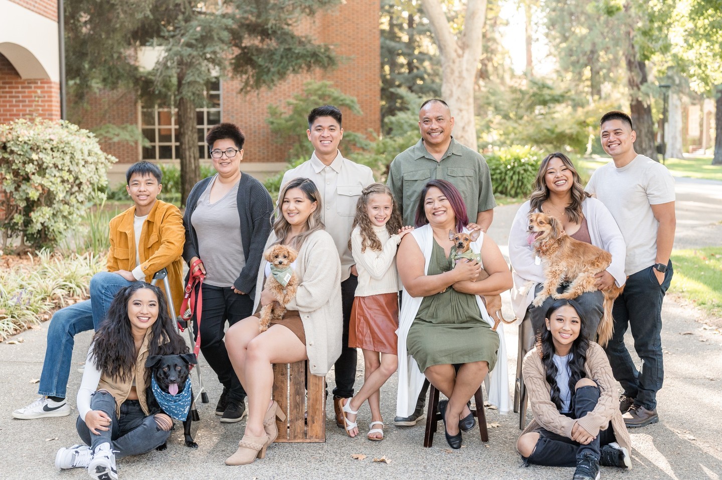 I feel like I won the lottery!  I have 11 people and 3 out of 4 dogs looking at the camera!  Sioxson Family for the win! 😁 ⁠
⁠
It's been a pleasure to work with Jenn @sunandski and her family for the past 2 years/4 shoots 😊 Last Sunday's session was special because all her kids and significant others were in town. We also had 4 fur babies join us.  They set the bar high for large family sessions!⁠
⁠
#extendedfamilysession #familysession #familysessionwithdogs #familyphotographer #UOPacific #stocktonfamilyphotographer #stocktonphotographer #lodifamilyphotographer #lodiphotographer #furbabies #giachongphotography #sneakpeek
