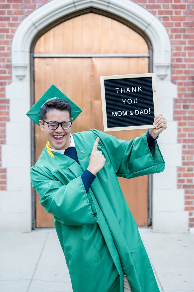 letter board pose idea