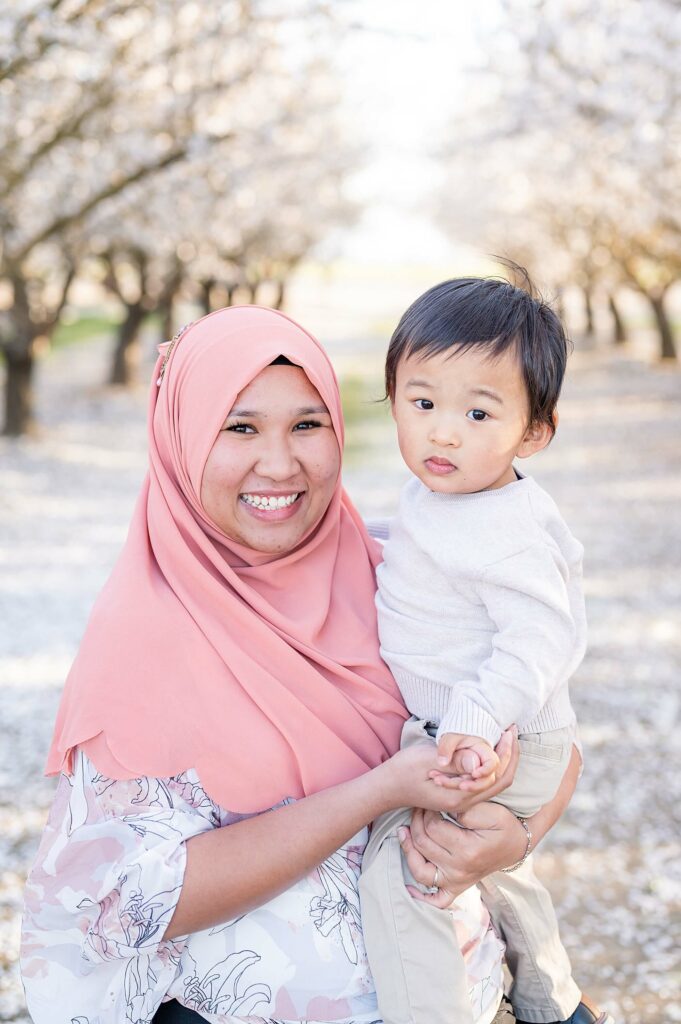 mom and son posing idea