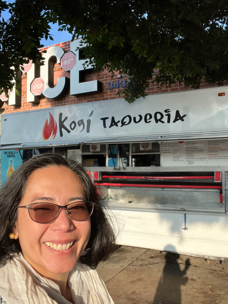 Doing a selfie with bad light in front of Kogi Taco Truck